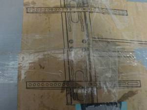 lot 145 image: Stationery TV Mount...