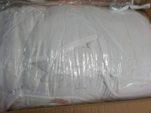 lot 181 image: Linen Spa Down Alternative Microfib...