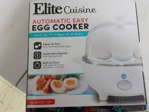 lot 218 image: Elite Cuisine Egg Cooker...