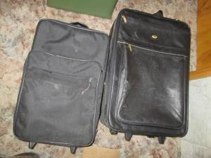 lot 91 image: (2) Suitcases See Photos...