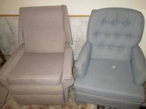 lot 92 image: (3) Side Chairs Grey is Recliner ...
