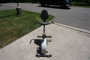 lot 23 image: Stamina Intone Recumbent Exercise Bike