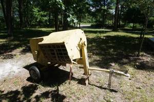 lot 5 image: Tow Behind Electric Concrete Paddle Mixer