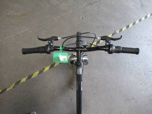 lot 17 image: Roadmaster 26 Granite Peak Womens Bike, Black R4047WMJ