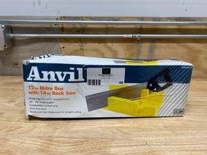 lot 48 image: HDX 14 in. Miter Box and Saw Set