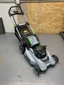 lot 97 image: EGO 21 in. Select Cut 56V Lithium-Ion Cordless Electric Walk Behind Push Mower