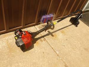 Craftsman 2 cycle weed trimmer. Lightly used. Tested & works. As shown.