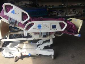 lot 2 image: WOW MSRP $33,000&nbspHill-Rom TotalCare&nbspSpO2RT&nbspICU HOSPITAL BED WPERCUSSION & VIBRATION  ROTATION MODULES, OPTI-REST, FLEXAFOOT, NANO AG AIR MATTRESS & CHAIR POSITION - SEE PDF & TRAINING VIDEO