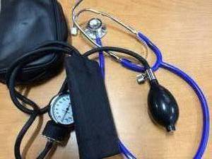 lot 32 image: Blood Pressure Monitor With Stethoscope