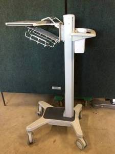 lot 44 image: MSRP $1000 Ergotron Workfit SitStand Medical Mobile Workstation - Good Condition