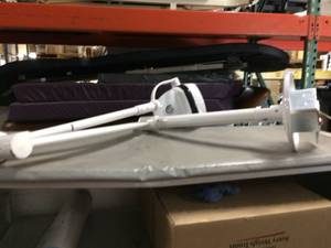 lot 47 image: WOW MSRP $4500 Skytron Ceiling Mount Surgical&nbspOR&nbspProcedure Light - Excellent Condition - Just Removed From Working Environment