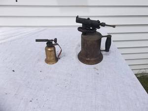 lot 18 image: 2-Blow Torches