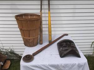 lot 19 image: Tiki Mask, Basket, Bats, Edger