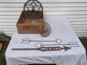 lot 20 image: Weather Vane Piece, Pulley, Cherry Box