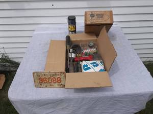 lot 23 image: Box Of Tools