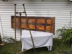 lot 33 image: Toboggan, Brass Easel