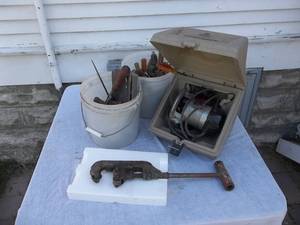 lot 45 image: Craftsman Router With Pipe Cutter & Misc. Tools