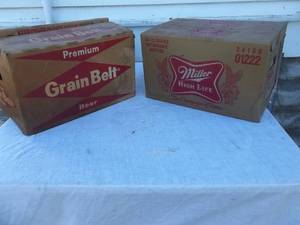 lot 46 image: 2-Beer Cases With Bottles