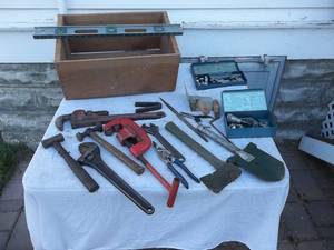 lot 60 image: Wooden Crate Of Tools