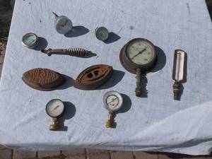 lot 70 image: 2-Sad Irons & Gauges
