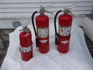 lot 98 image: 3-Fire Extinguishers