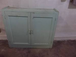lot 123 image: WallFloor Cabinet 42x13x37T