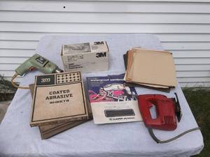 lot 7 image: Jig Saw, Drill & Sandpaper