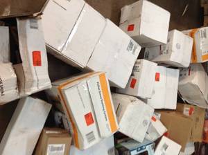 lot 8 image: LOT WITH DURAVENT & PLUMBING SUPPLIES SEE PICS