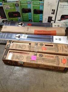 lot 27 image: MIX LOT OF MAILBOXES DIFFERENT SIZES AND COLORS SEE PICS