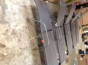 lot 32 image: LOT WITH PATIO CHAISE LOUNGE CHAIRS SEE PICS