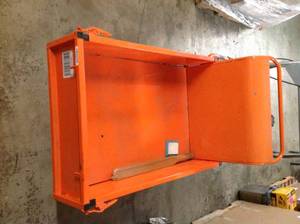 lot 38 image: YARDMAX Power Trackbarrow with Gas Shock Assist- Flatbed USED  IN WORKING CONDITIONS