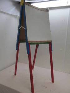 childs easel