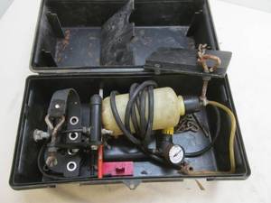 Brake bleeding kit