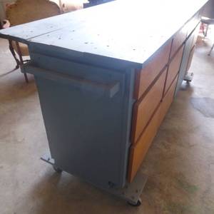lot 22 image: Rolling 11 Drawer Work Table 75 x 25 x 35