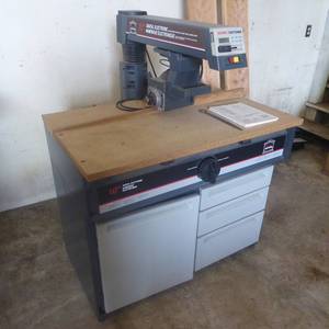 lot 43 image: Sears Craftsman Digital 10 Cabinetmakers Radial Saw with Cabinet