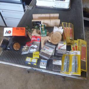 lot 47 image: Big Lot of Woodworking Accessories & Materials