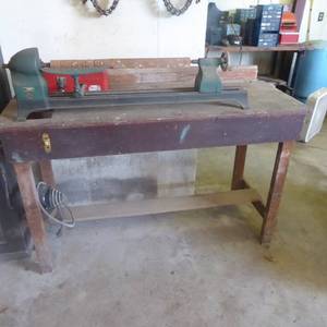 lot 48 image: Wood Lathe with Bits and Table Stand