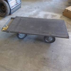 lot 50 image: 54 x 24 x 12 Rolling Cart