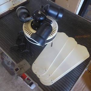 lot 54 image: 16 Lighted Ceiling Fan