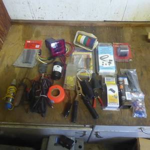 lot 59 image: Big Lot of Electrical Accessories