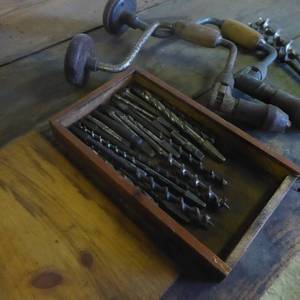 lot 67 image: Lot of Woodworking Drills with Bits