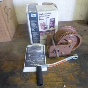lot 90 image: Trailer Brake Winch