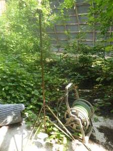lot 111 image: 6 Extension Lawn Sprinkler with Hose and Reel