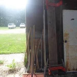 lot 125 image: Large Hand Tool Lot