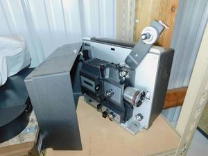 lot 18 image: Vintge Bell & Howell 8mm Super 8 Movie Projector