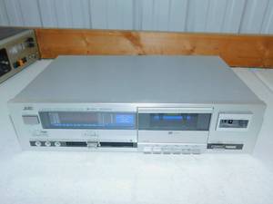 lot 36 image: Rare Vintage KD-D40 Stereo Cassette Tape Deck Player Recorder