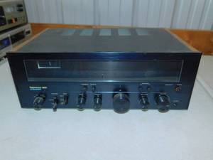 lot 37 image: Rare Vintage Quadraflex AMFM Stereo Receiver