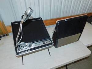 lot 50 image: Vintage Roving Rostrum Portable PA System with Microphone Box with Stand