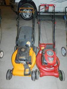 lot 86 image: 2 Lawn Mowers