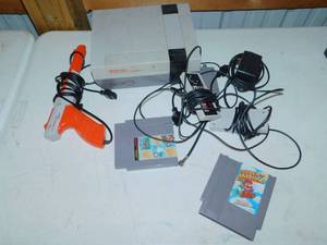 lot 109 image: Vintage Nintendo Entertainment System
